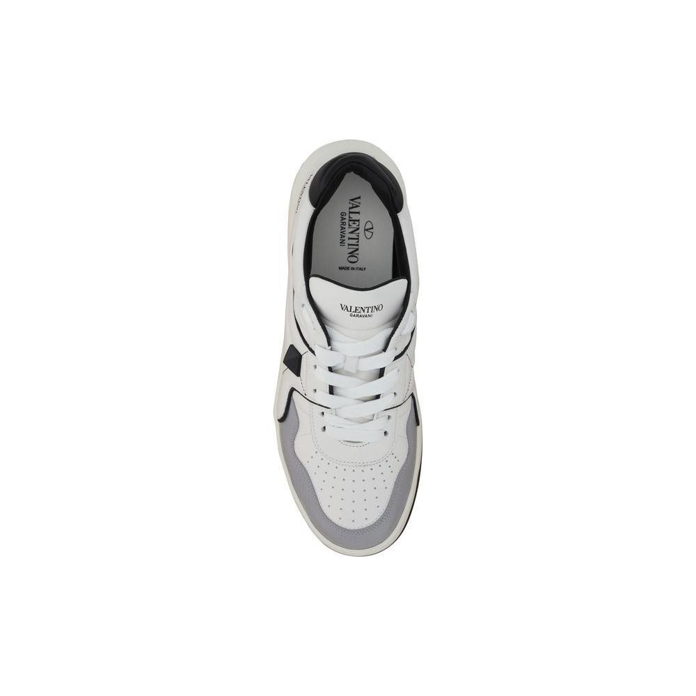 Valentino Garavani One Stud Sneakers 1728,72470364320,EU39.5/US6.5,EU39/US6,EU45/US12,Men,Men - Shoes,New with tags,Shoes,Sneakers - Men - Shoes,Valentino Garavani,White Valentino Garavani VA-6Y2S0E71NWN0N2-EU39/US6