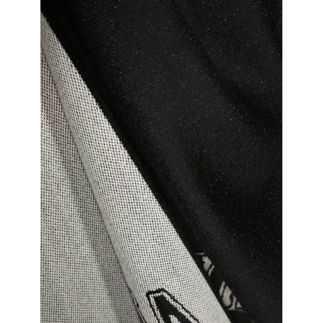 Alexander McQueen Scarfs Black Fall - Winter 2023,LDin,Men,Men > Accessories,Men > Accessories > Scarves Hats & Gloves,Yes Eu Alexander Mcqueen 7585004200Q1078