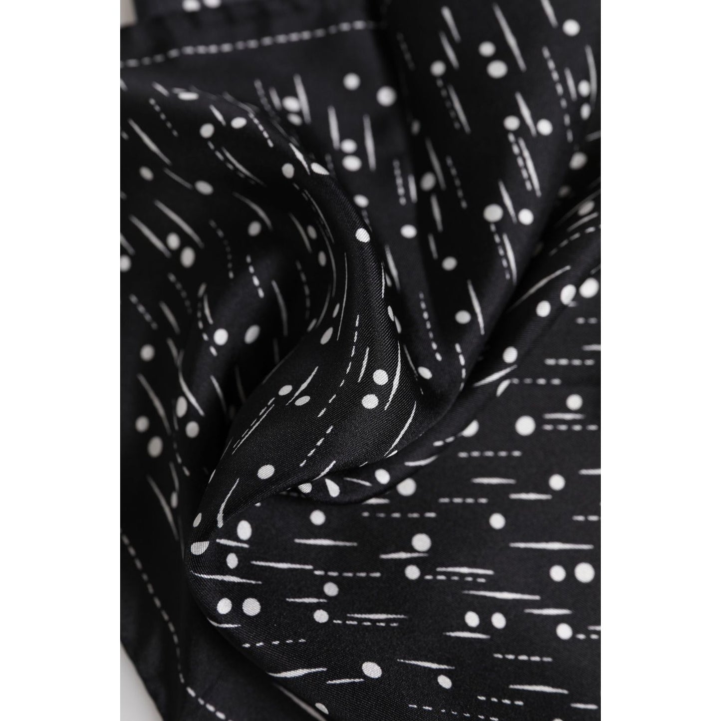 Dolce & Gabbana Black White Printed Square Men Foulard Scarf 1728,67345645728,Accessories,Black and White,Dolce & Gabbana,Material: 100% Silk,Men,Men - Accessories,Preowned / Defect,Scarves - Men - Accessories Dolce & Gabbana MS7225